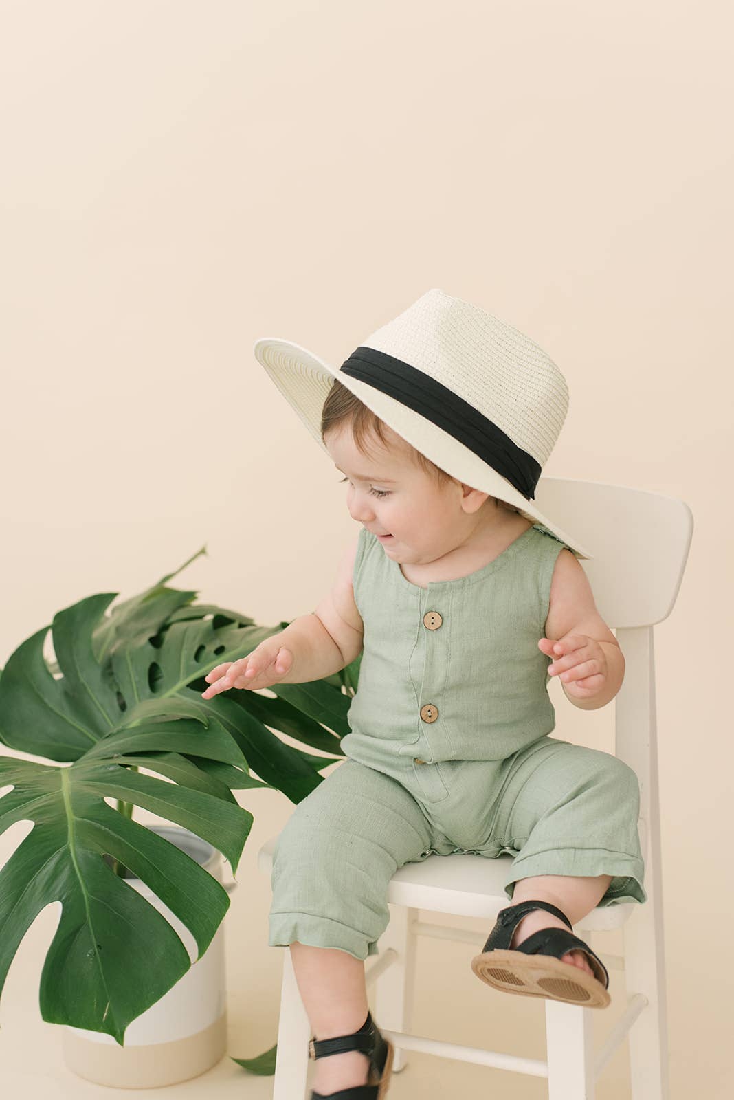 Split-Soled Leather Baby Sandals - Black