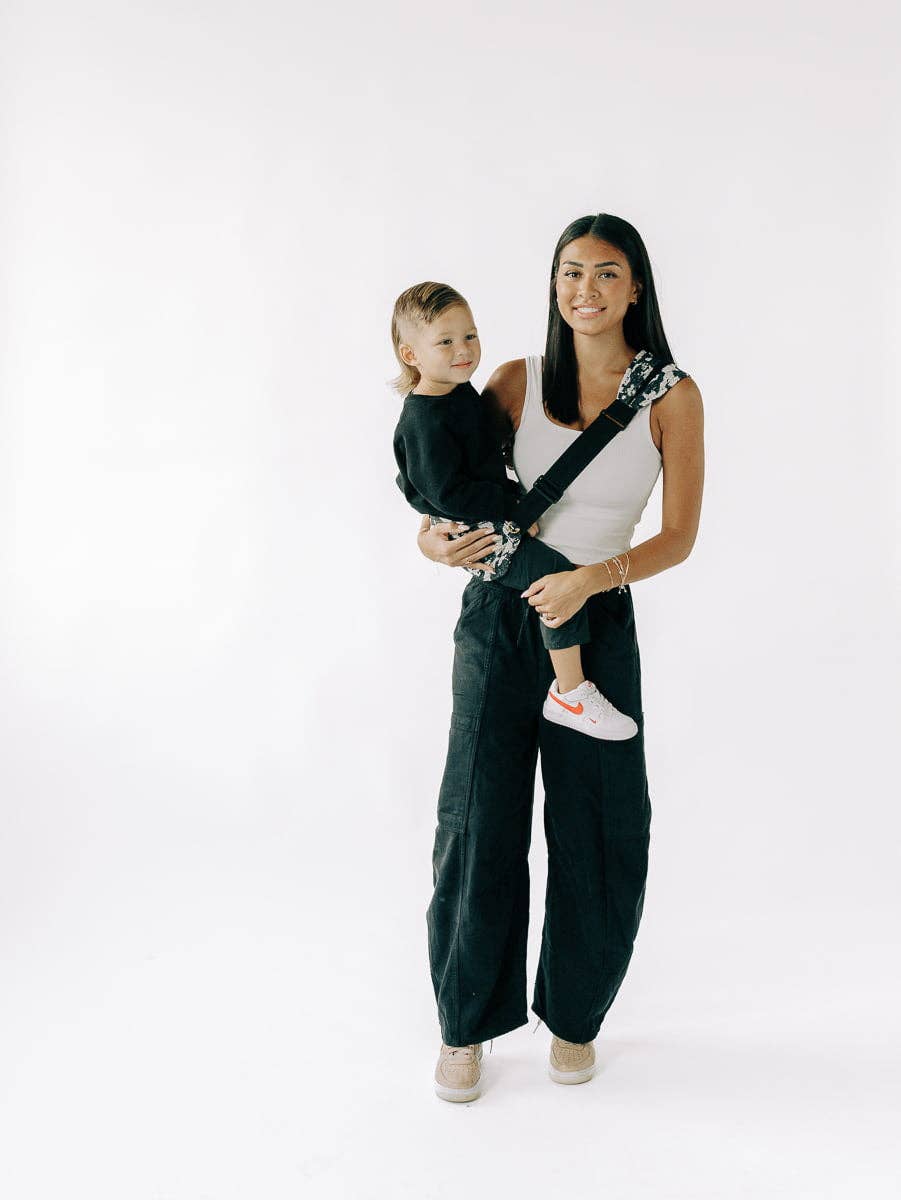 Tushbaby Liftoff Toddler Sling | Gingham
