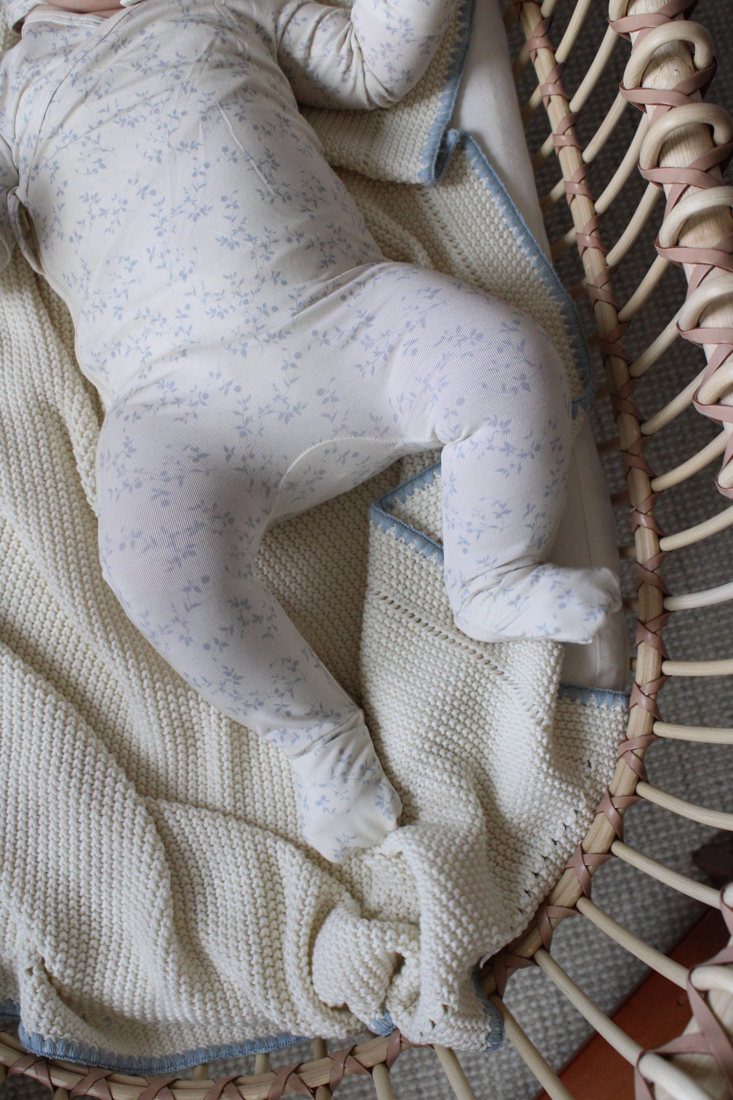 Bamboo/Organic Cotton Wrap Footie - Soft Blue Vine