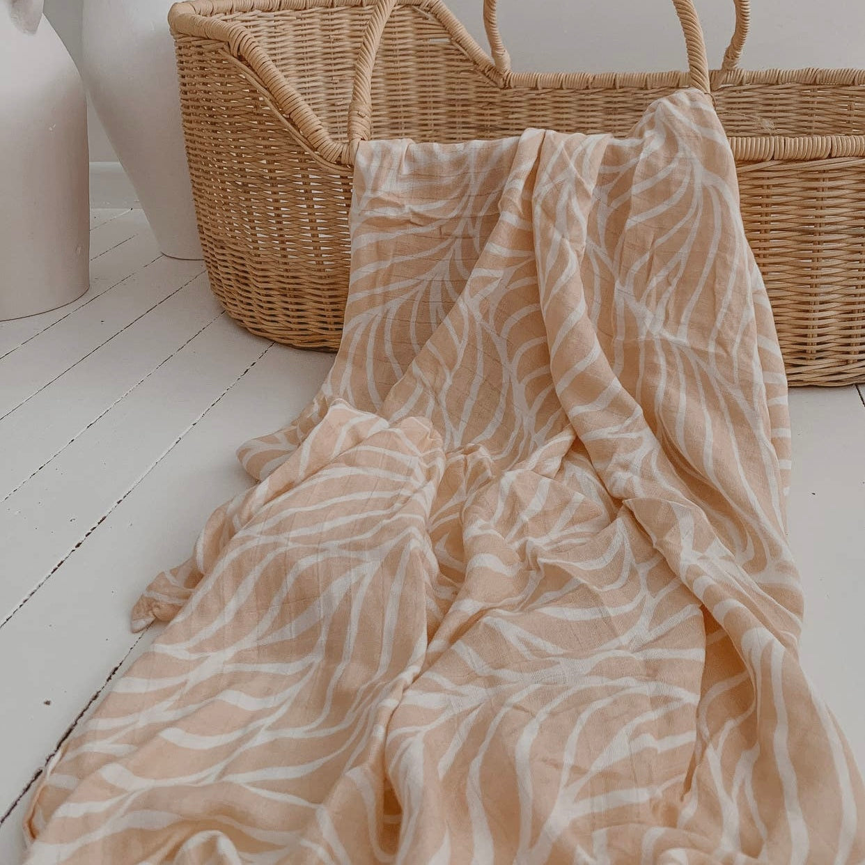 Organic Bamboo Cotton Muslin Swaddle | Peach Fleur